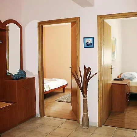Apartment Baska *